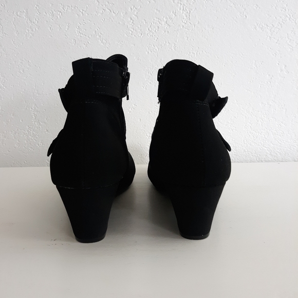 Unworn black wedge booties size 10 - Picture 2 of 13